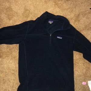 Navy blue Patagonia quarter zip